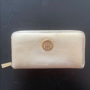 Tommy Hilfiger Large Gold Wallet
